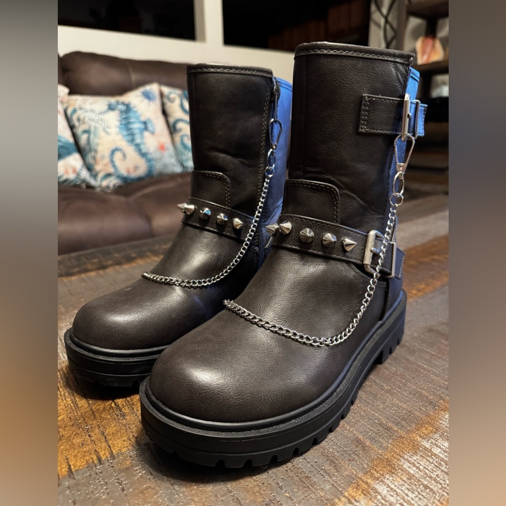 Womens Studs, Chains & Buckles Biker Boots Size 7 Dark Brown Soda Brand